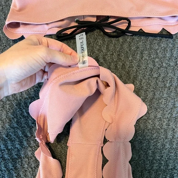 Pink Bikini 💗 - Picture 5 of 6